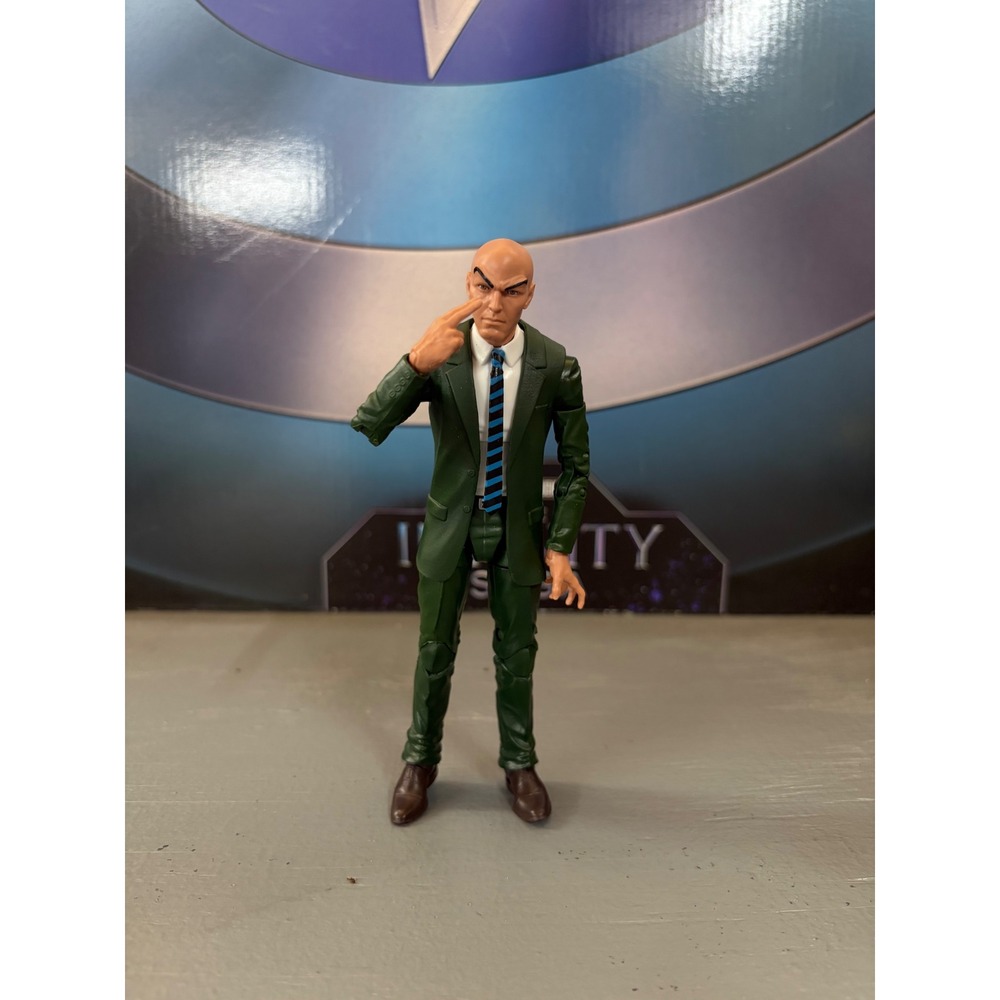 Marvel Legends - Professor X (Rider Series) - Picture 2 of 9